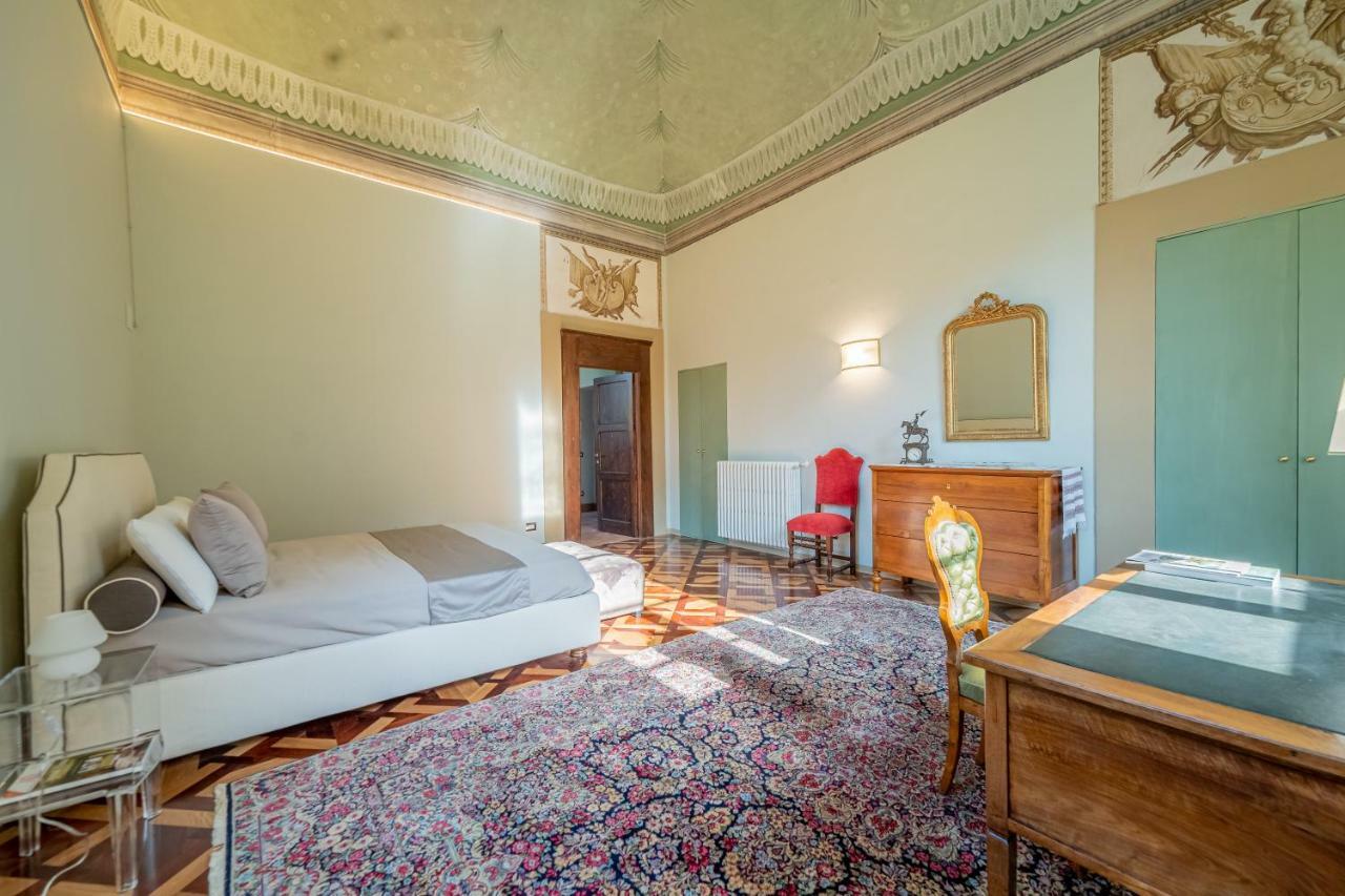 Historical Renaissance Palace Montepulciano Stazione Εξωτερικό φωτογραφία