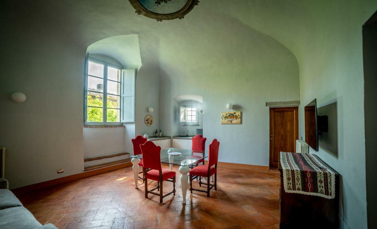 Historical Renaissance Palace Montepulciano Stazione Εξωτερικό φωτογραφία
