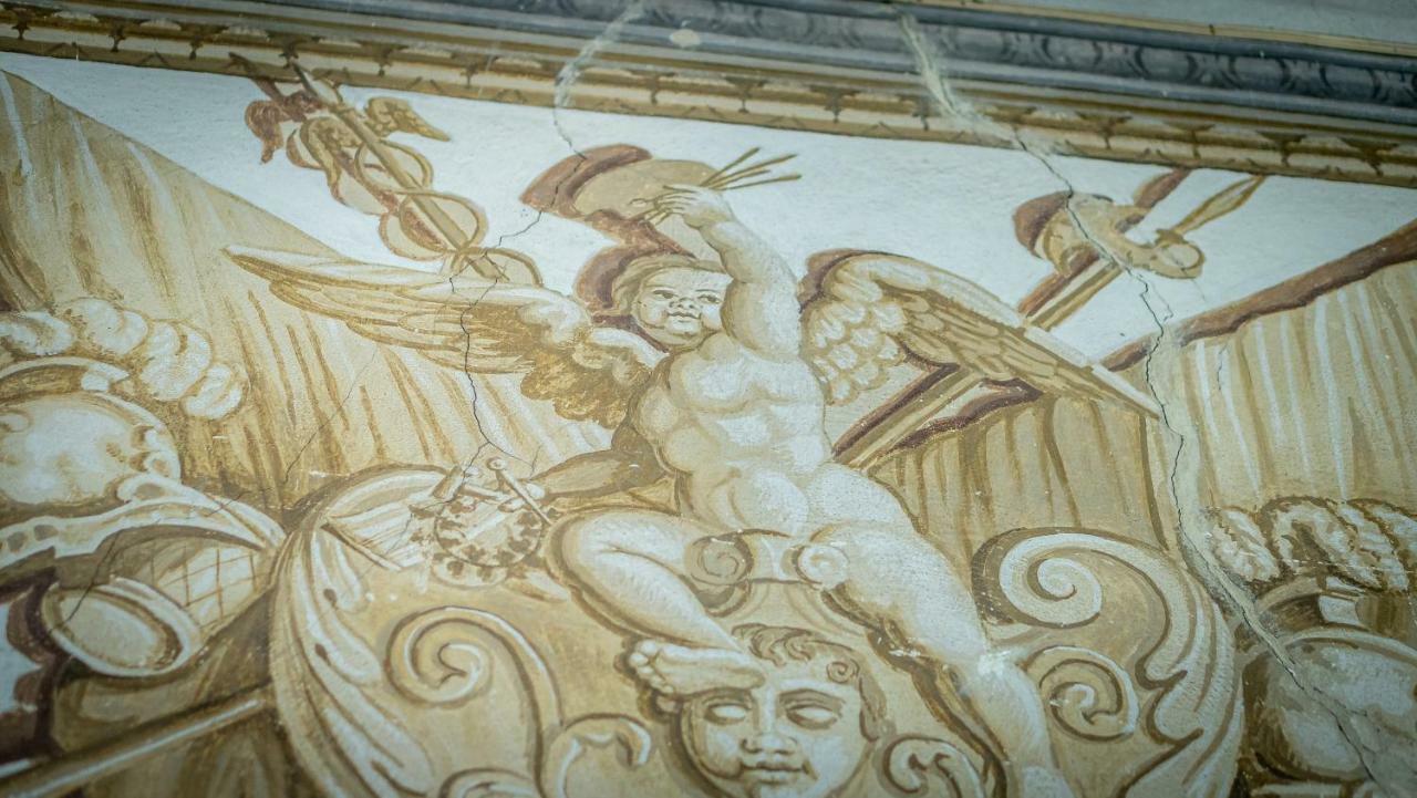 Historical Renaissance Palace Montepulciano Stazione Εξωτερικό φωτογραφία